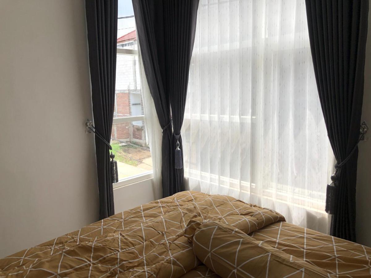 Villa Alraza Tlekung Εξωτερικό φωτογραφία